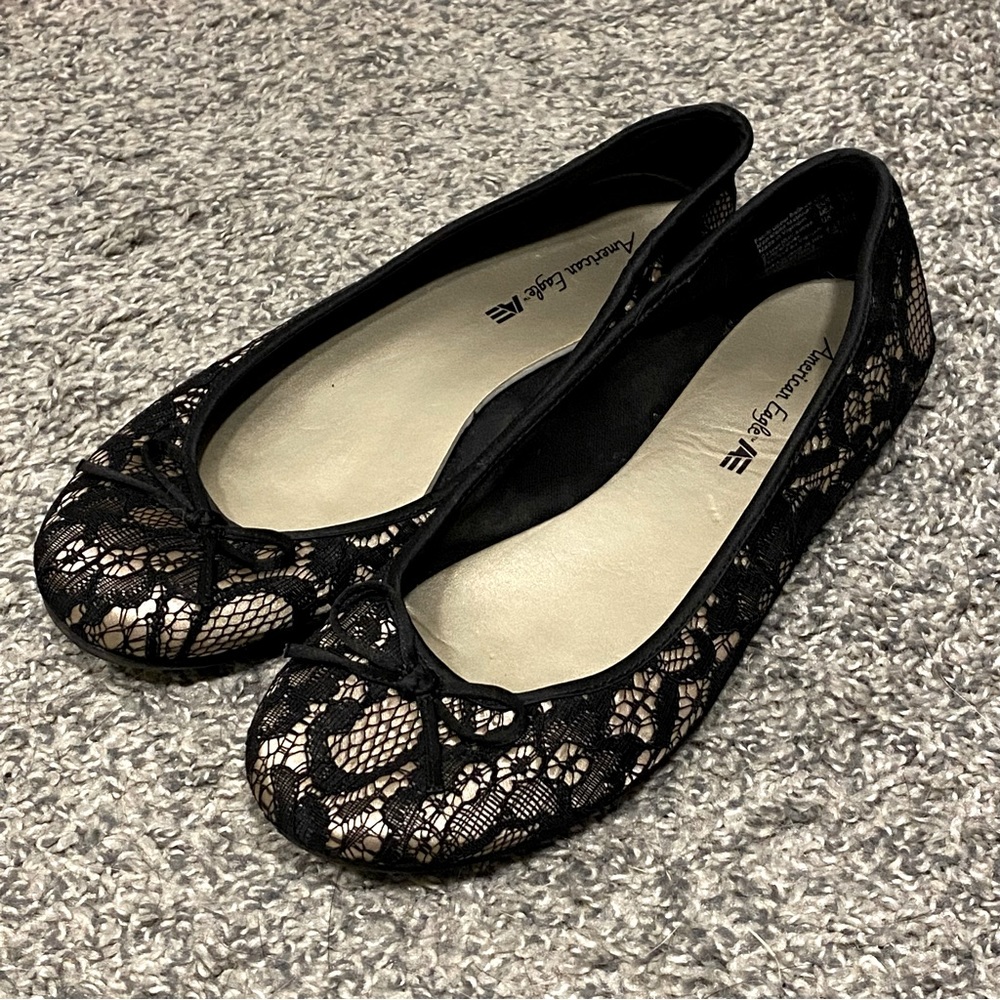 American Eagle Black Lace Flats